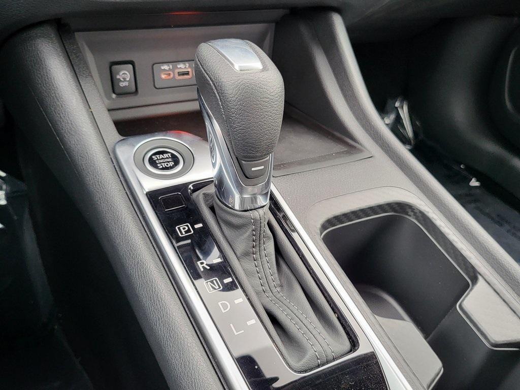 new 2025 Nissan Sentra car, priced at $23,689