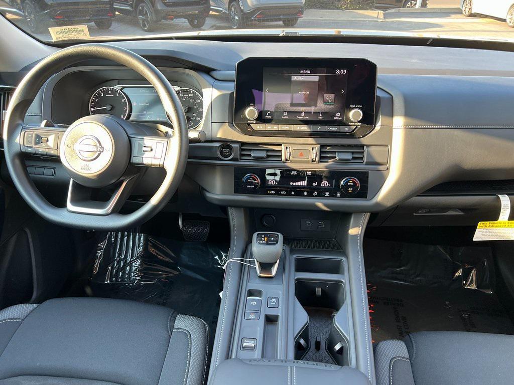 new 2025 Nissan Pathfinder car, priced at $35,731