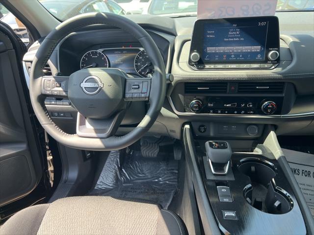used 2025 Nissan Rogue car, priced at $27,555