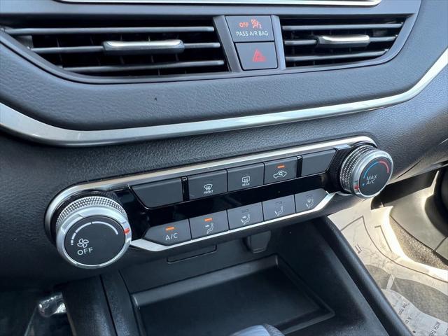 used 2025 Nissan Altima car, priced at $28,995
