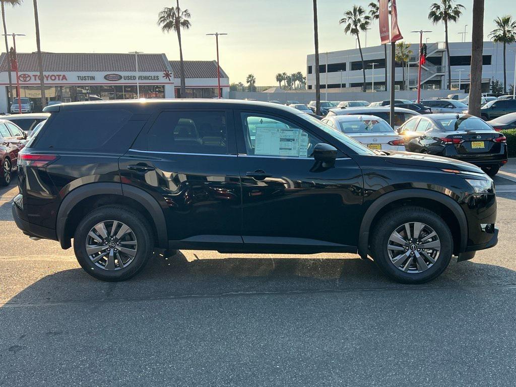 new 2025 Nissan Pathfinder car, priced at $35,810