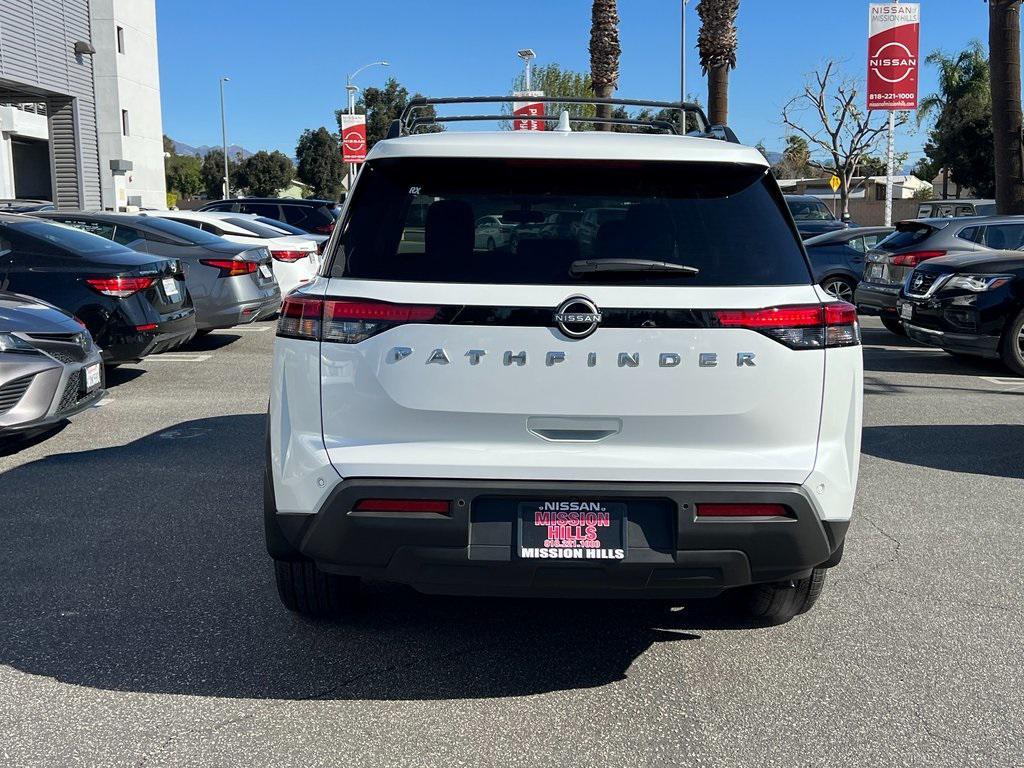 new 2025 Nissan Pathfinder car, priced at $41,116