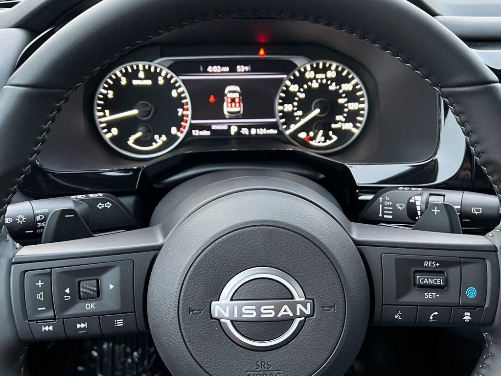 new 2025 Nissan Pathfinder car, priced at $39,882