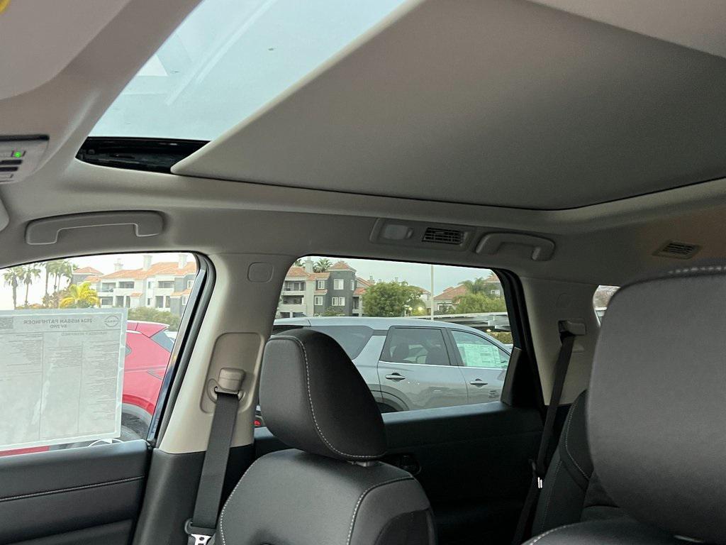 new 2025 Nissan Pathfinder car, priced at $39,882