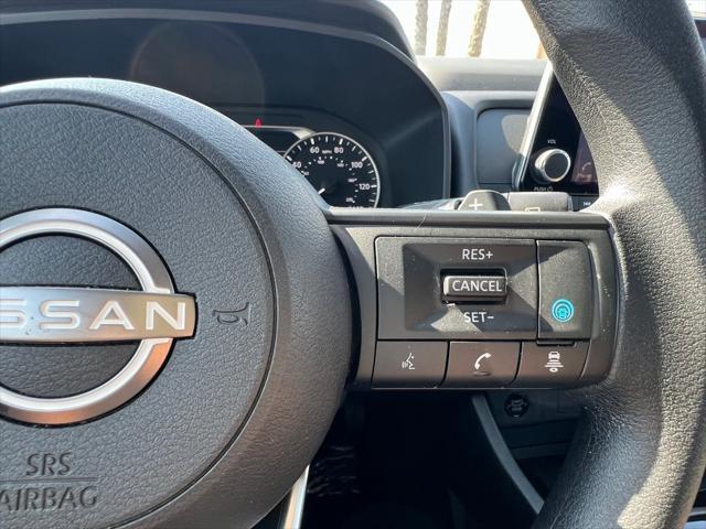 used 2024 Nissan Rogue car, priced at $28,058