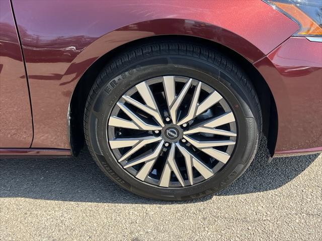 used 2023 Nissan Altima car, priced at $20,895