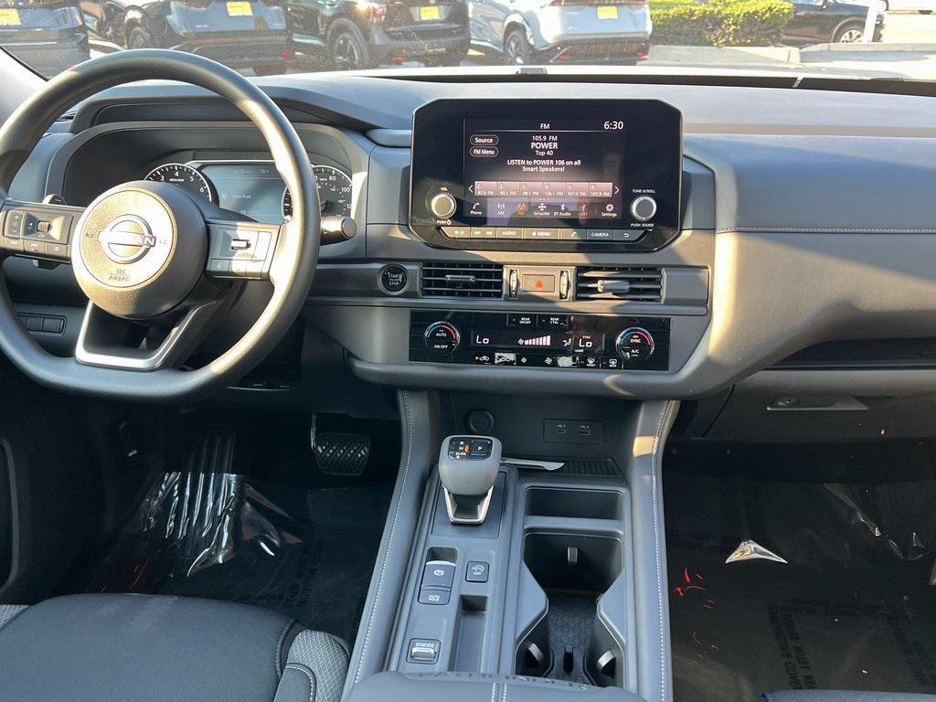 new 2025 Nissan Pathfinder car, priced at $35,731