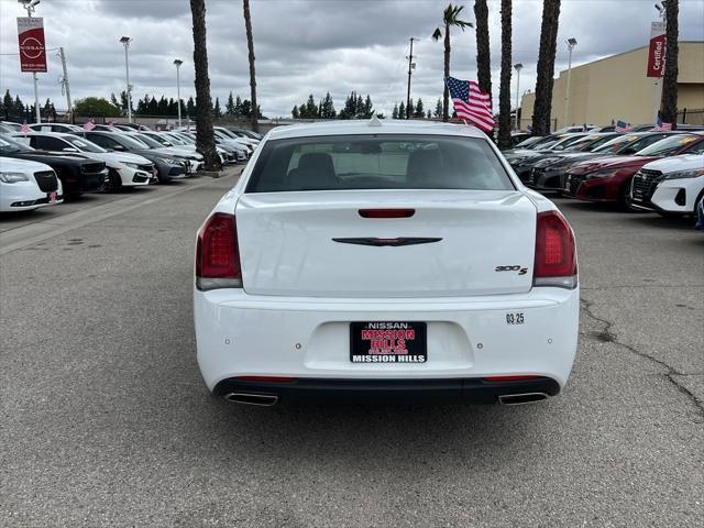 used 2022 Chrysler 300 car, priced at $25,895