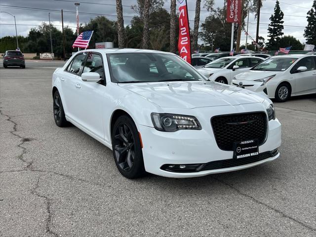 used 2022 Chrysler 300 car, priced at $25,895