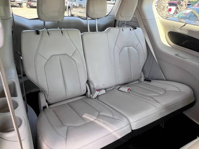 used 2018 Chrysler Pacifica Hybrid car, priced at $21,554