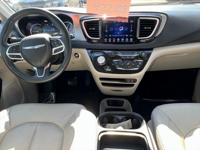 used 2018 Chrysler Pacifica Hybrid car, priced at $21,554