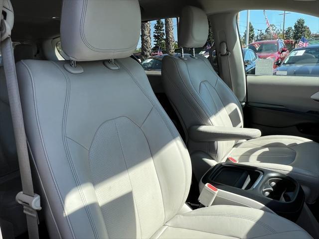 used 2018 Chrysler Pacifica Hybrid car, priced at $21,554