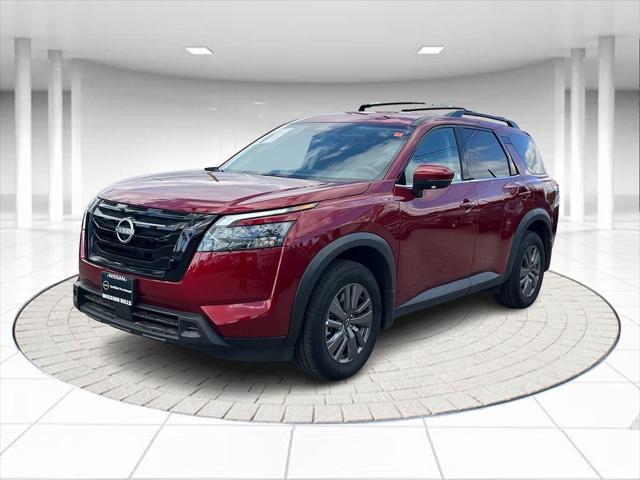 used 2024 Nissan Pathfinder car, priced at $35,995