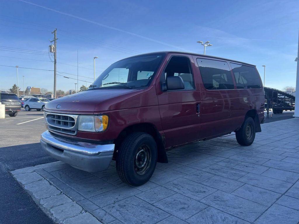 used 2001 Ford E150 car, priced at $3,450