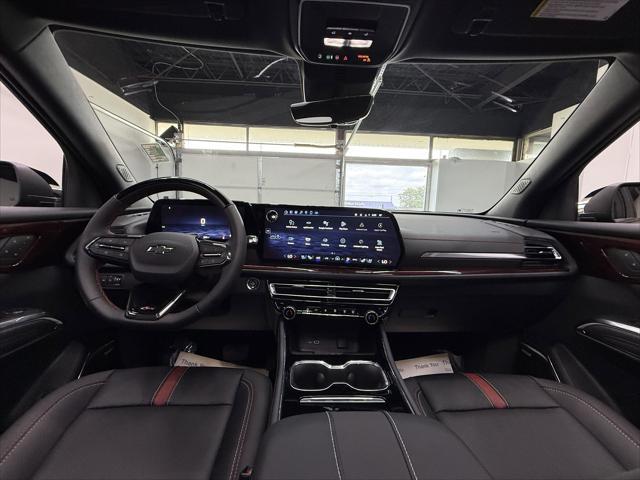 used 2025 Chevrolet Traverse car, priced at $56,900