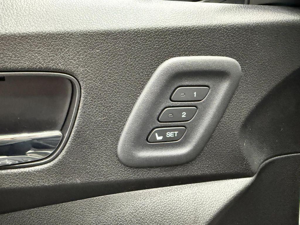 used 2016 Honda CR-V car, priced at $14,750