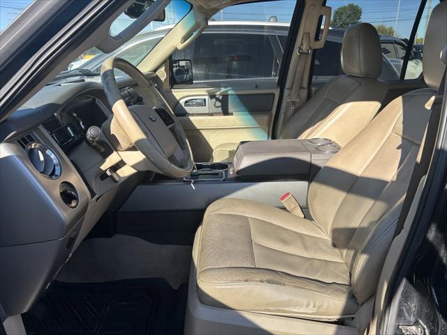 used 2013 Ford Expedition car, priced at $4,500