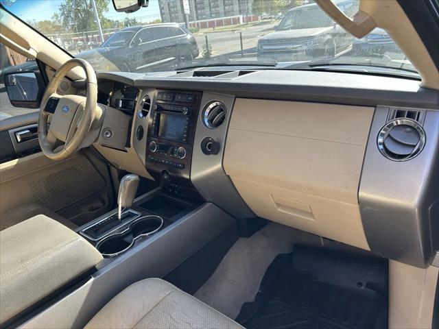 used 2013 Ford Expedition car, priced at $4,500