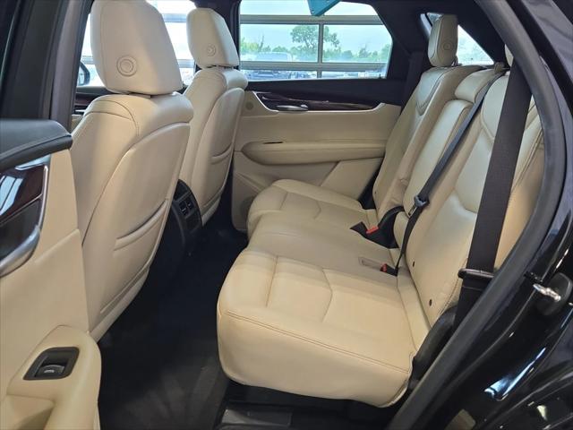 used 2017 Cadillac XT5 car, priced at $18,900