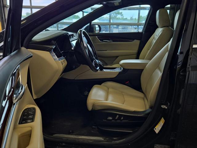 used 2017 Cadillac XT5 car, priced at $18,900