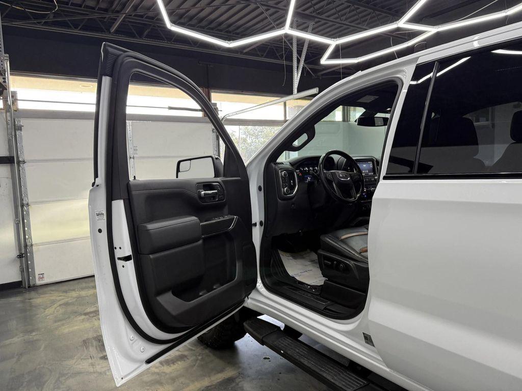 used 2021 GMC Sierra 1500 car, priced at $38,995