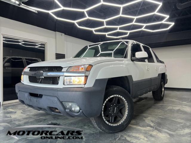 used 2003 Chevrolet Avalanche car, priced at $8,450