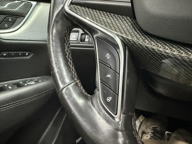 used 2021 Cadillac XT5 car, priced at $28,900