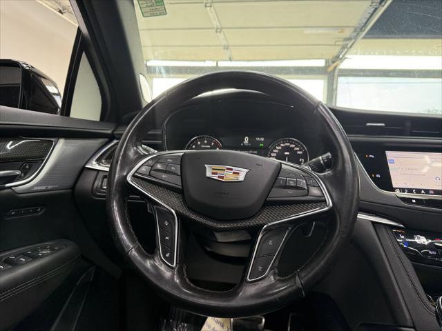 used 2021 Cadillac XT5 car, priced at $28,900