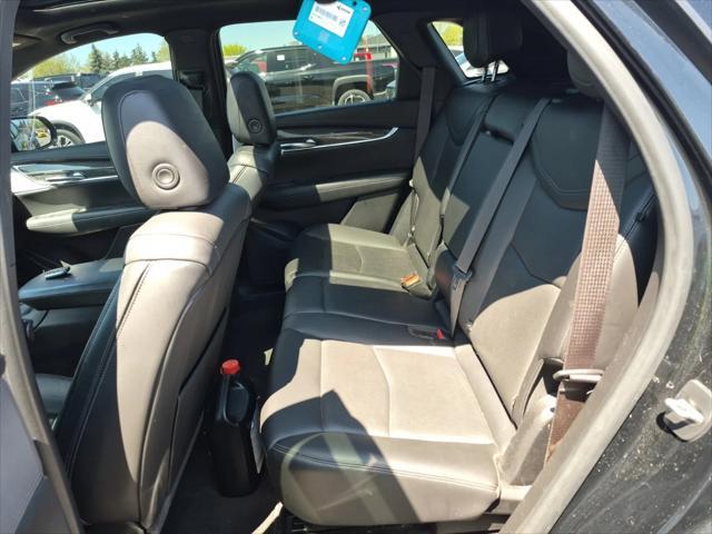 used 2021 Cadillac XT5 car, priced at $28,900
