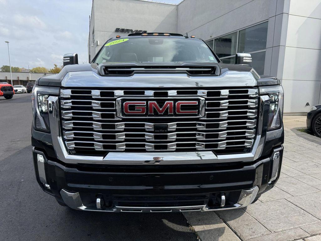 used 2024 GMC Sierra 2500 car, priced at $71,900