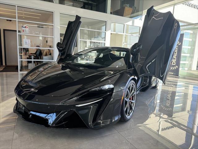 used 2023 McLaren Artura car, priced at $189,000