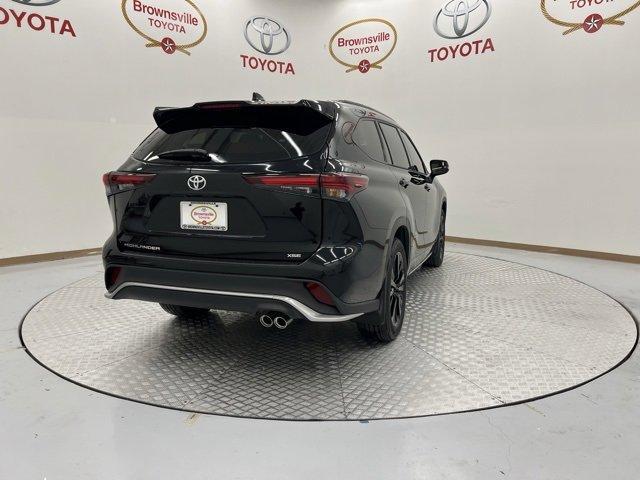 new 2024 Toyota Highlander car