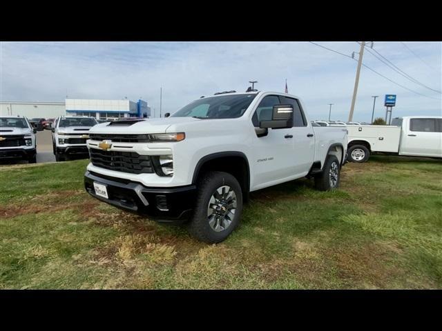 new 2025 Chevrolet Silverado 2500 car, priced at $52,302