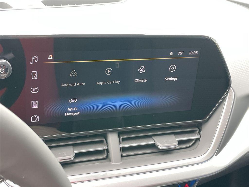 new 2025 Chevrolet Trax car, priced at $24,823