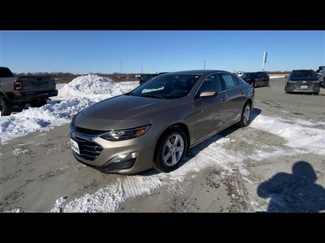 new 2025 Chevrolet Malibu car, priced at $24,485