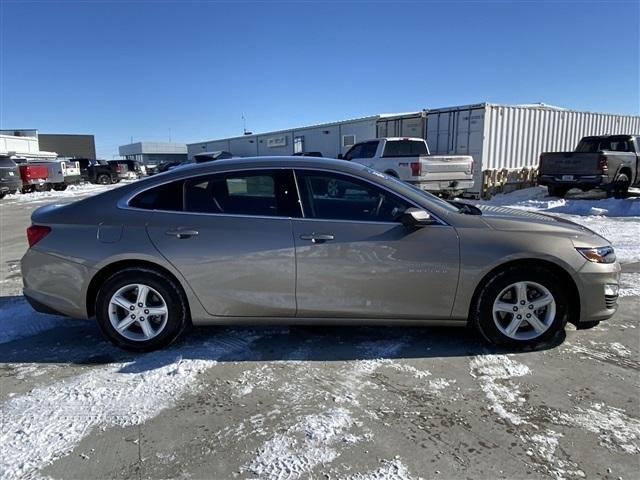 new 2025 Chevrolet Malibu car, priced at $24,485