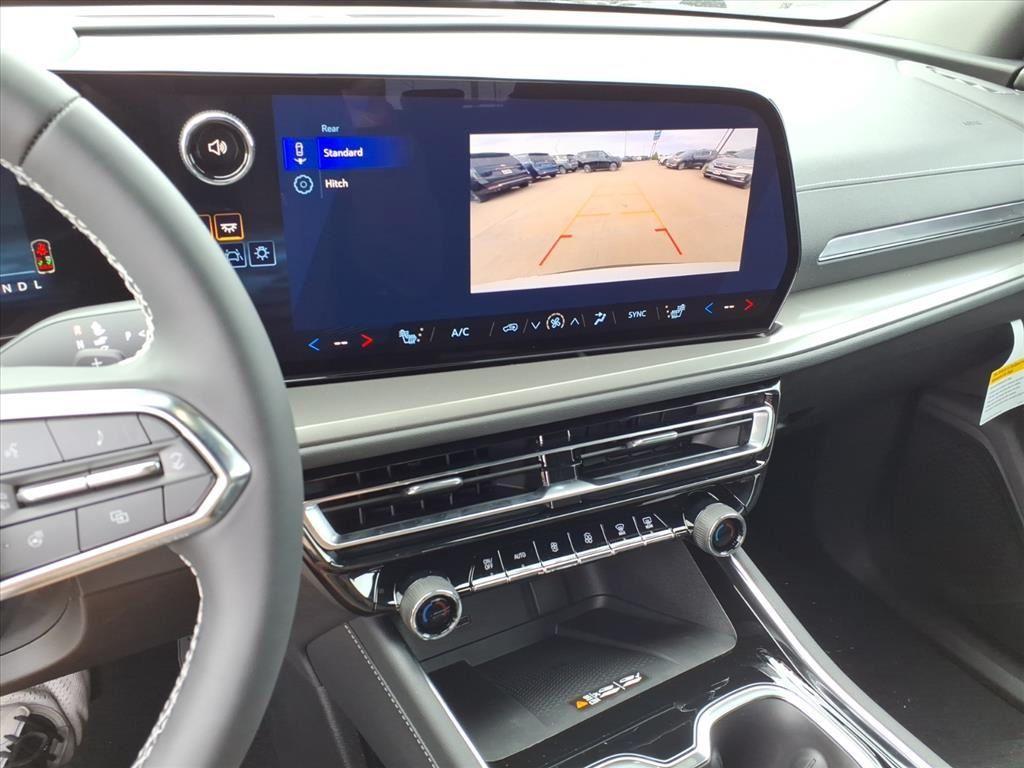 new 2026 Chevrolet Traverse car, priced at $46,386