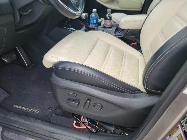 used 2018 Kia Sorento car, priced at $27,156