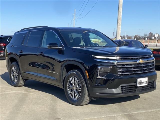 new 2025 Chevrolet Traverse car, priced at $42,095