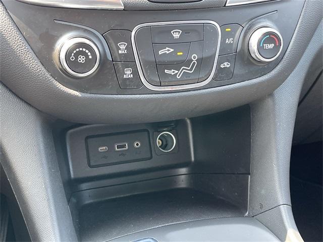 used 2021 Chevrolet Equinox car, priced at $26,879