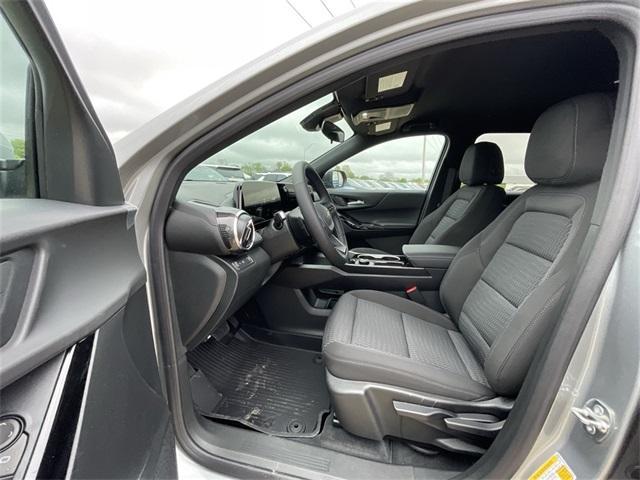 new 2026 Chevrolet Equinox car, priced at $30,290