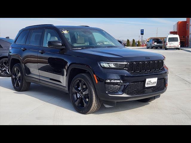 new 2024 Jeep Grand Cherokee car, priced at $45,982