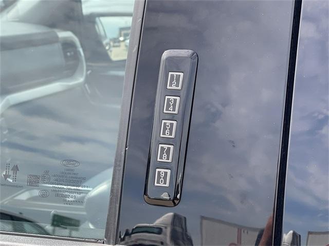 used 2021 Ford F-150 car, priced at $33,635