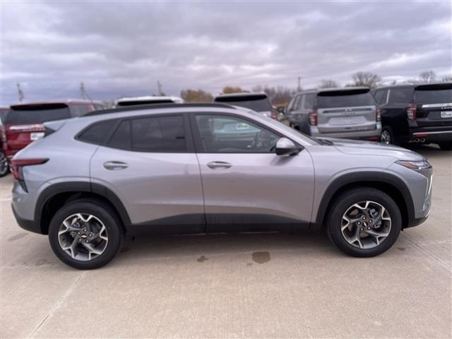 new 2025 Chevrolet Trax car, priced at $24,207