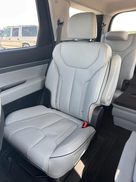 used 2025 Hyundai Palisade car, priced at $36,901