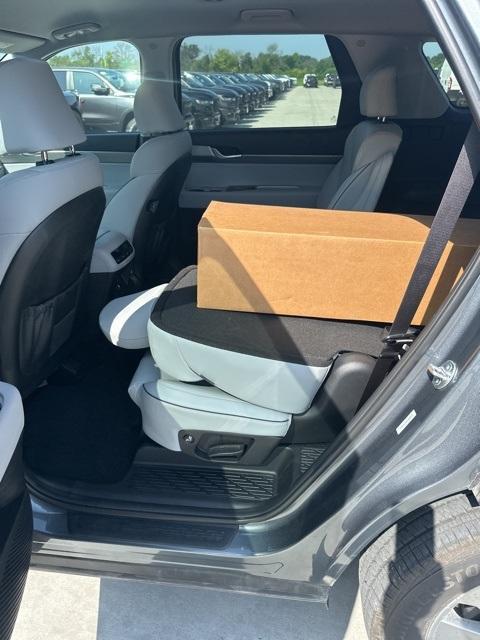 used 2025 Hyundai Palisade car, priced at $36,901