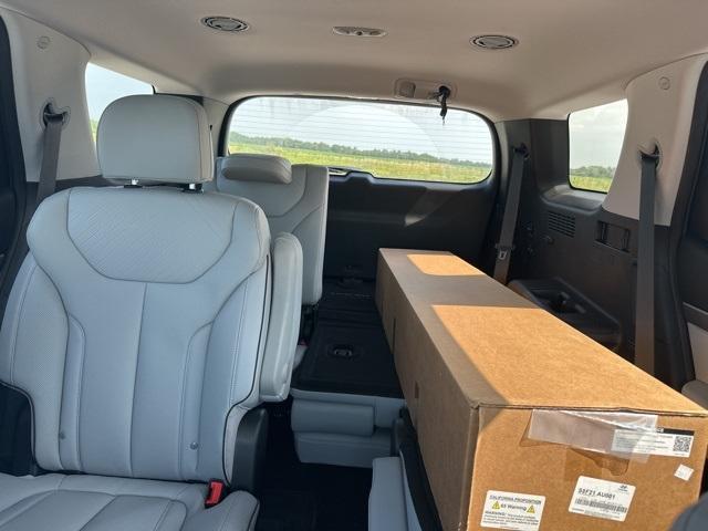 used 2025 Hyundai Palisade car, priced at $36,901