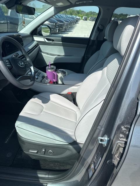 used 2025 Hyundai Palisade car, priced at $36,901