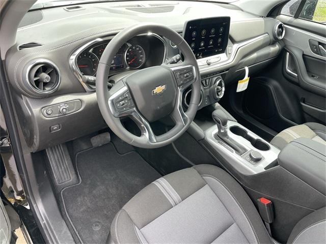 new 2025 Chevrolet Blazer car, priced at $35,905