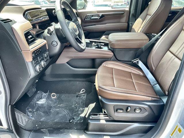 new 2025 Chevrolet Tahoe car, priced at $90,225